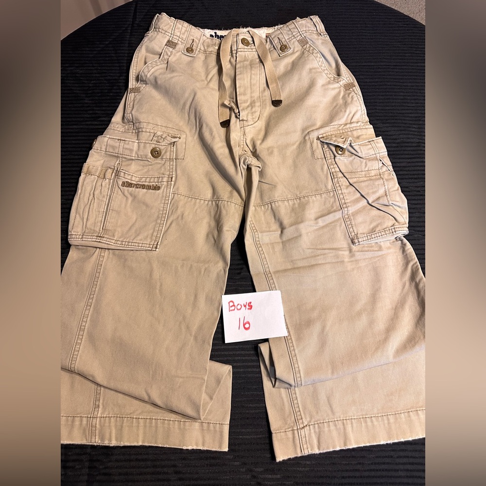 Abercrombie & Fitch Boys Tan Cargo Pants